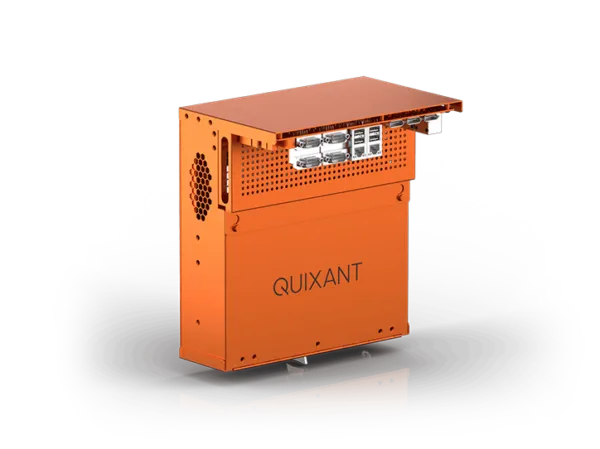QMAX_LITE-1-600x449_OPT QMAX hardware